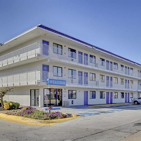 Motel 6-Capitol Heights, Md - Washington Largo Exterior foto
